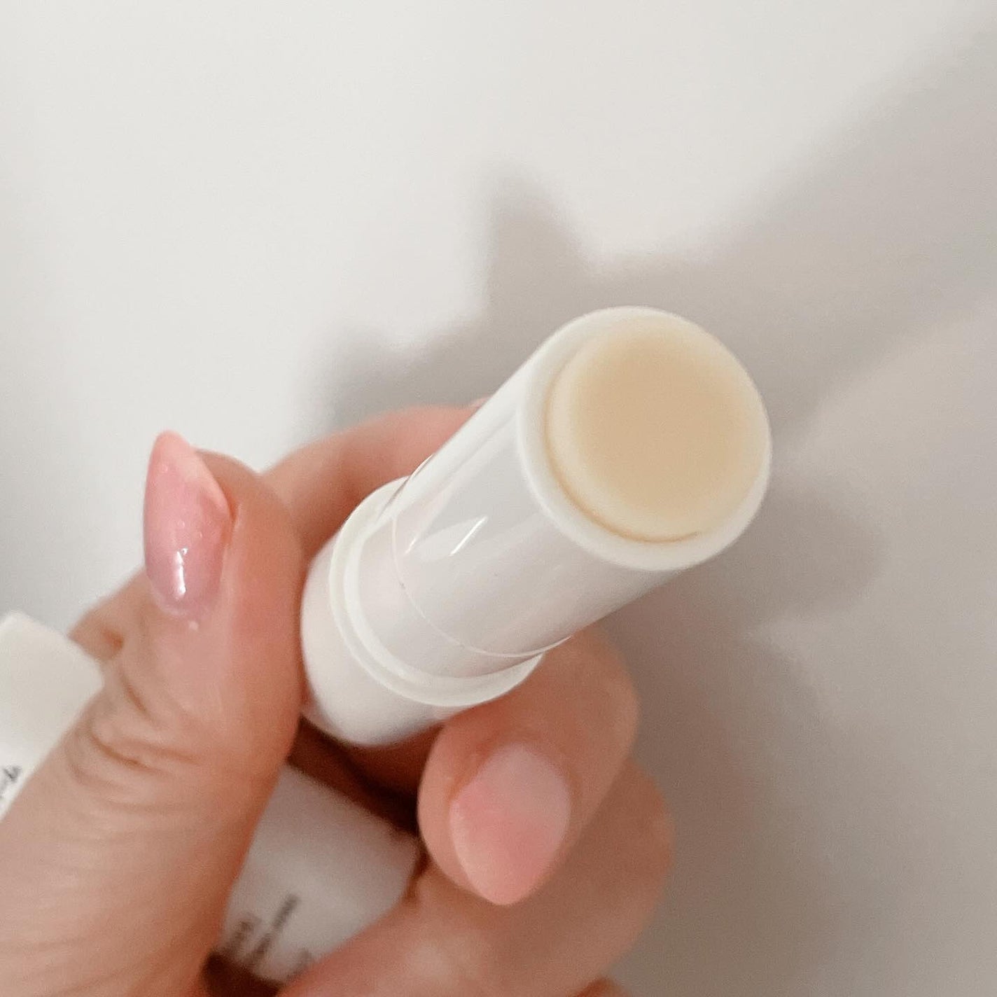 ホワイトトリュフナリシングセラムリップバーム/ダルバ/リップバームを使ったクチコミ(2枚目)