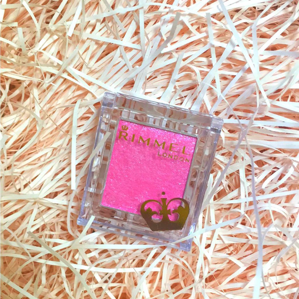 プリズム パウダーアイカラー/リンメル ロンドン/単色アイシャドウを使ったクチコミ(1枚目)