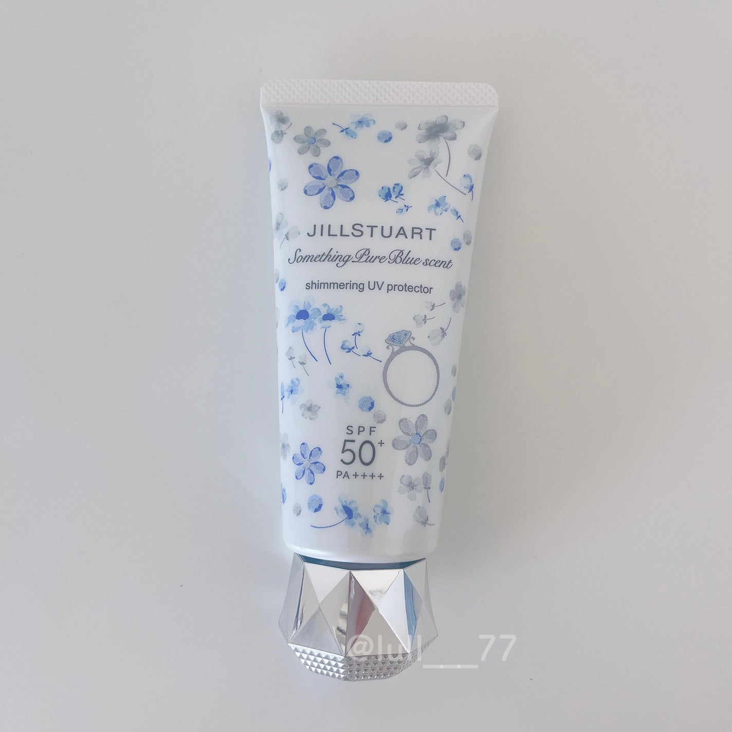 サムシングピュアブルー セント シマリング UVプロテクター/JILL STUART/日焼け止めジェルを使ったクチコミ(3枚目)