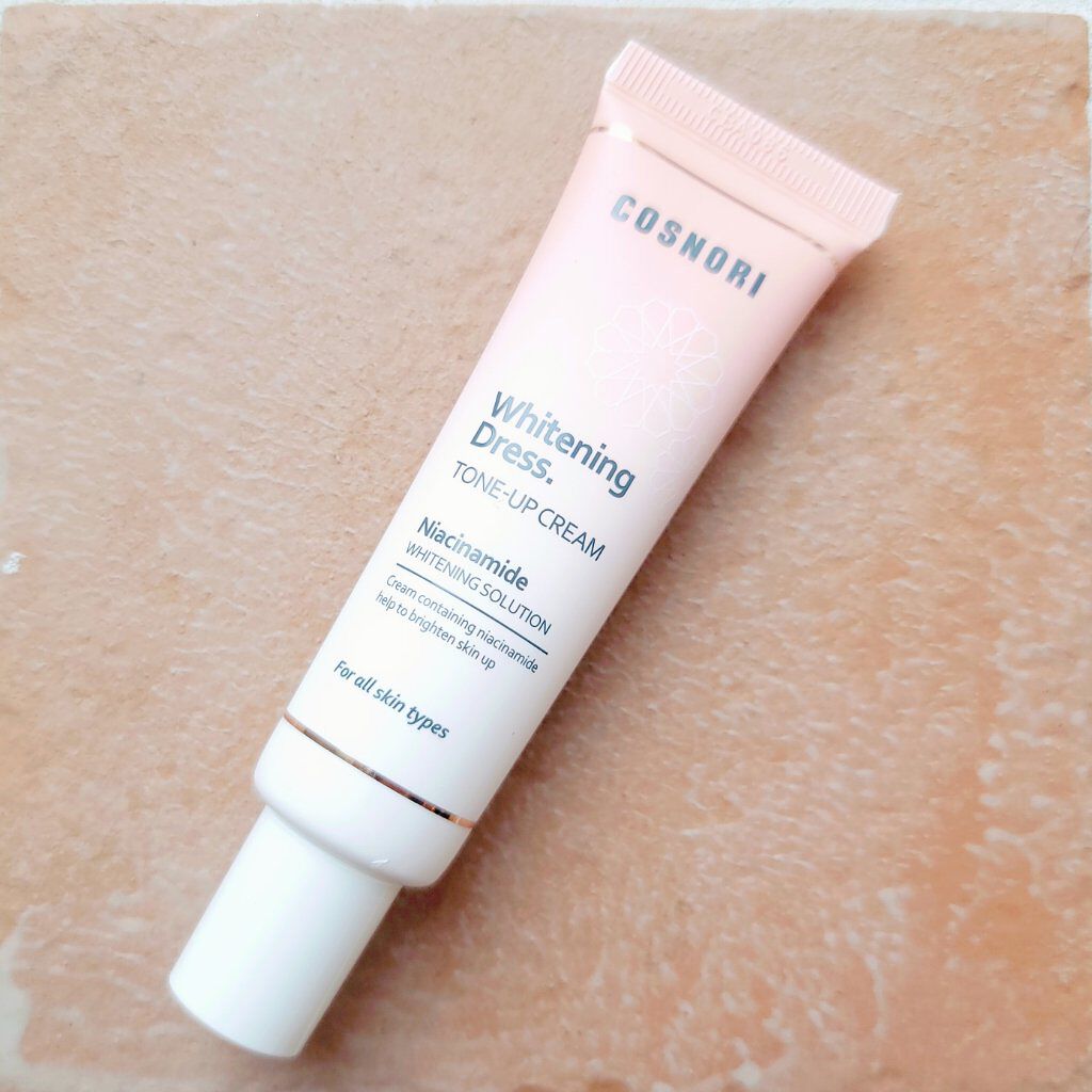 ホワイトニングドレストーンアップクリーム/COSNORI/化粧下地を使ったクチコミ（2枚目）