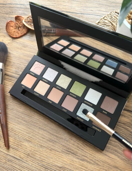 エクスプローラ12色 動物アイシャドウパレット/PERFECT DIARY/アイシャドウパレットを使ったクチコミ(3枚目)