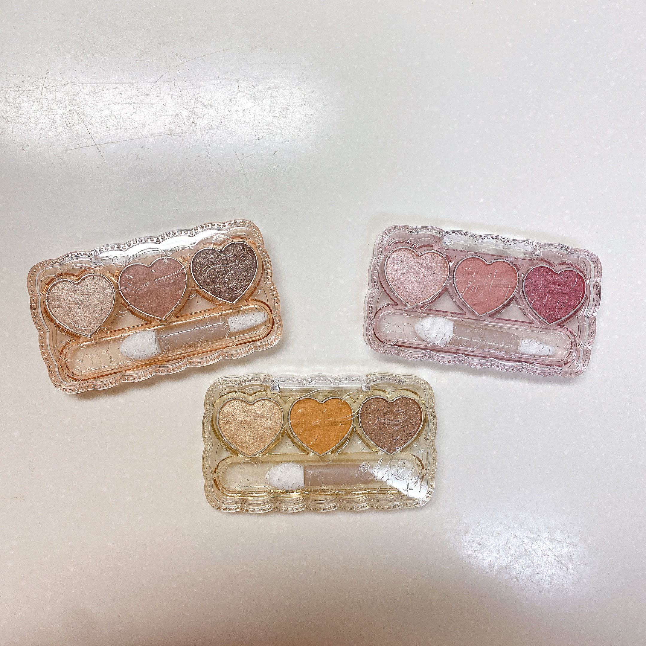 ドーリーフィール アイカラー 03（フランボワーズピンク)/フォーチュン/アイシャドウパレットを使ったクチコミ（1枚目）