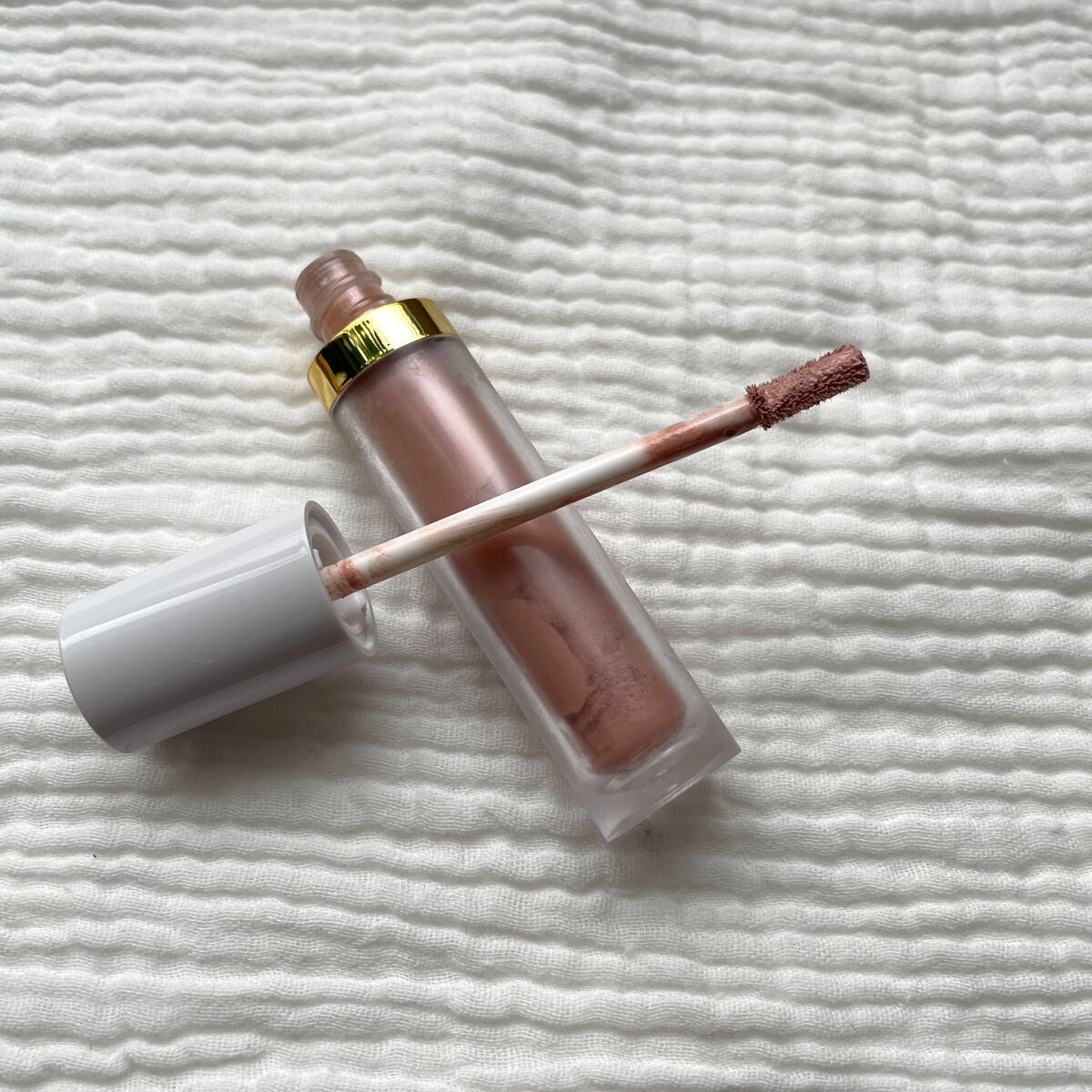 トーン ペタル リキッド アイシャドウ/to/one/リキッドアイシャドウを使ったクチコミ(3枚目)