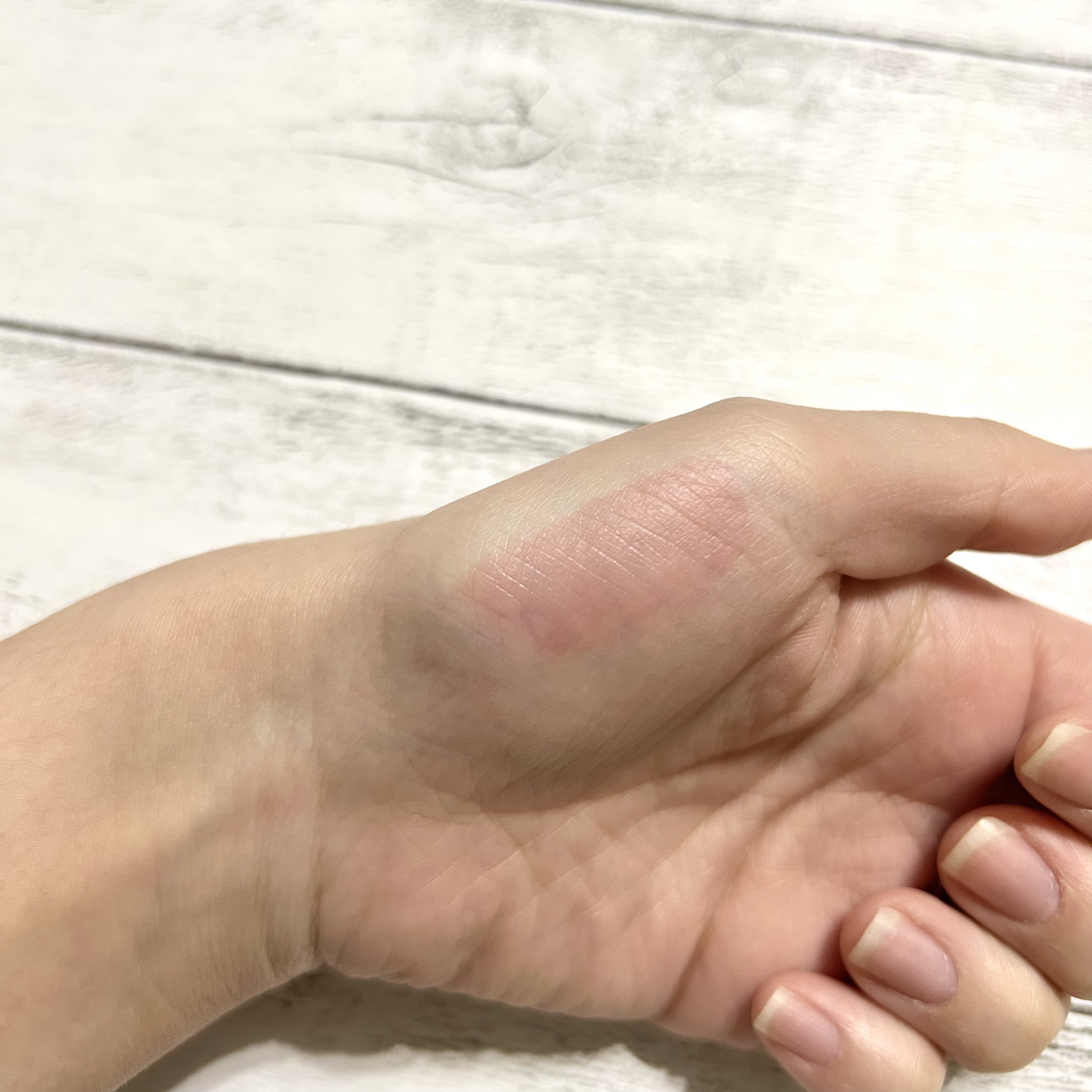 デュイフルウォーターティント<ミルクグロッサリー> 13 CUSTARD MAUVE/rom&nd/リップティントを使ったクチコミ（3枚目）