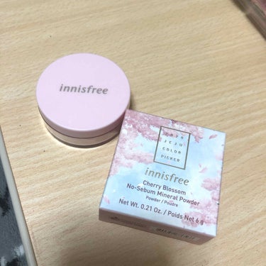 チェリーブロッサム ノーセバム ミネラルパウダー 2020 Jeju Color Picker/innisfree/ルースパウダーを使ったクチコミ（1枚目）