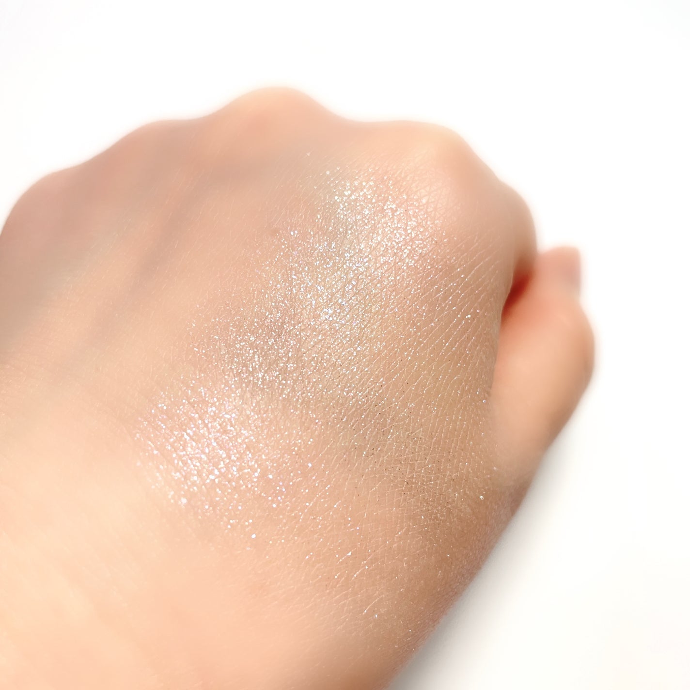 マルチカラーバリエーション スパークル/チャコット・コスメティクス/単色アイシャドウを使ったクチコミ(4枚目)