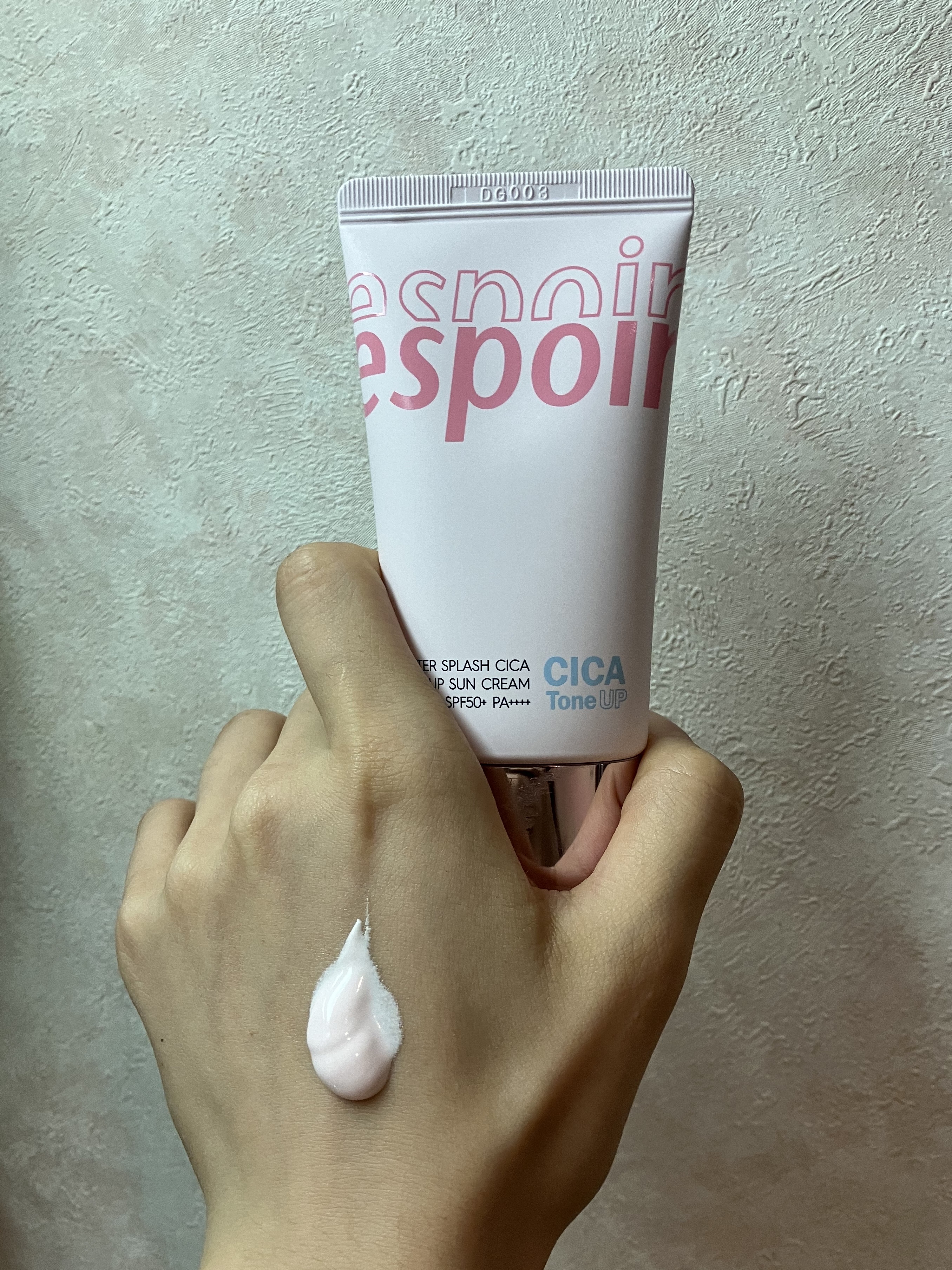 ウォータースプラッシュシカトーンアップクリーム/espoir/化粧下地を使ったクチコミ（2枚目）