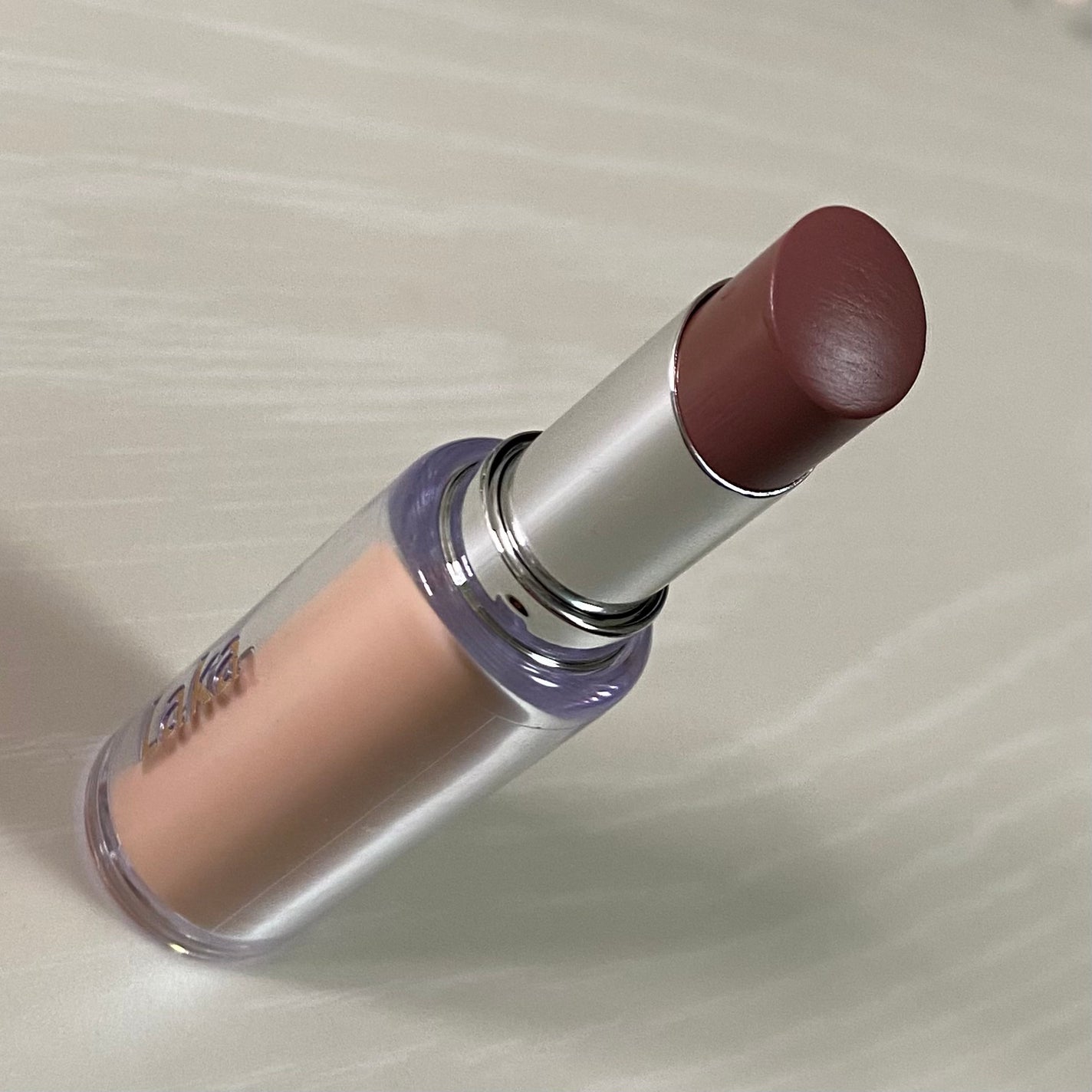 ボンディンググロウリップスティック/Laka/口紅を使ったクチコミ(2枚目)