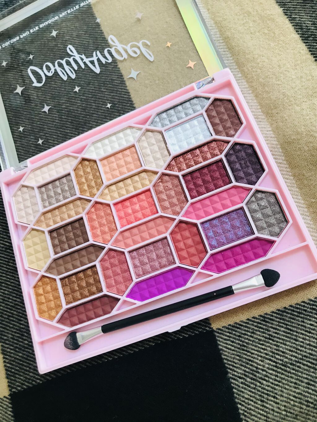 33色プロアイシャドウパレット/Dolly Angel/アイシャドウパレットを使ったクチコミ（2枚目）