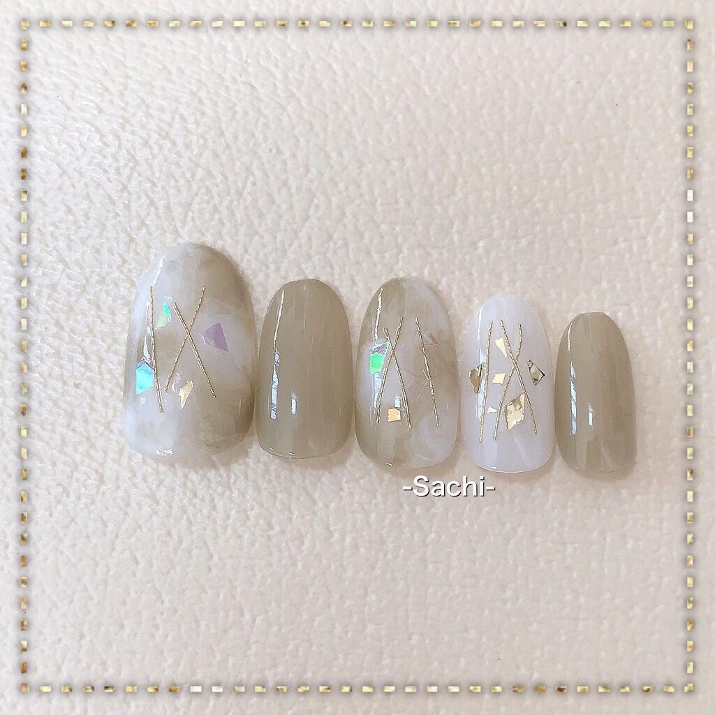 カラフルネイルズ/キャンメイク/マニキュアを使ったクチコミ(3枚目)