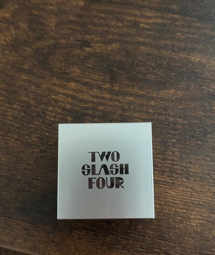 ストロビングフェイスキューブ/TWO SLASH FOUR/ハイライトを使ったクチコミ(5枚目)