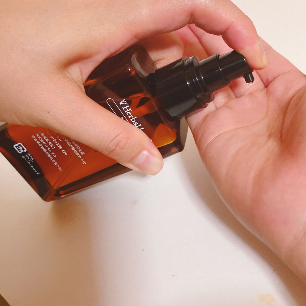 オーガニックヘアオイル フレッシュティーの香り/ハーバルリーフ/ヘアオイルを使ったクチコミ（3枚目）