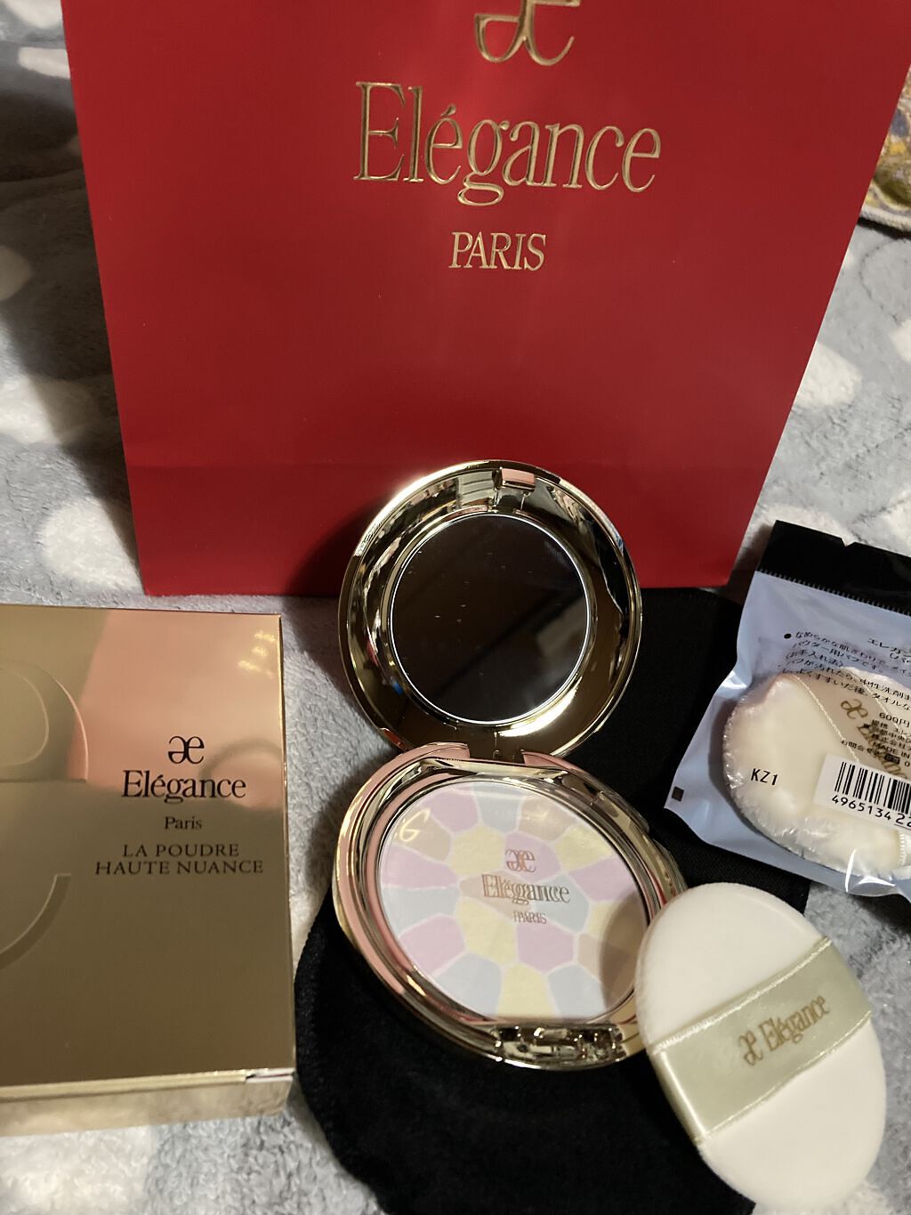 ラ プードル オートニュアンス/Elégance/プレストパウダーを使ったクチコミ（1枚目）