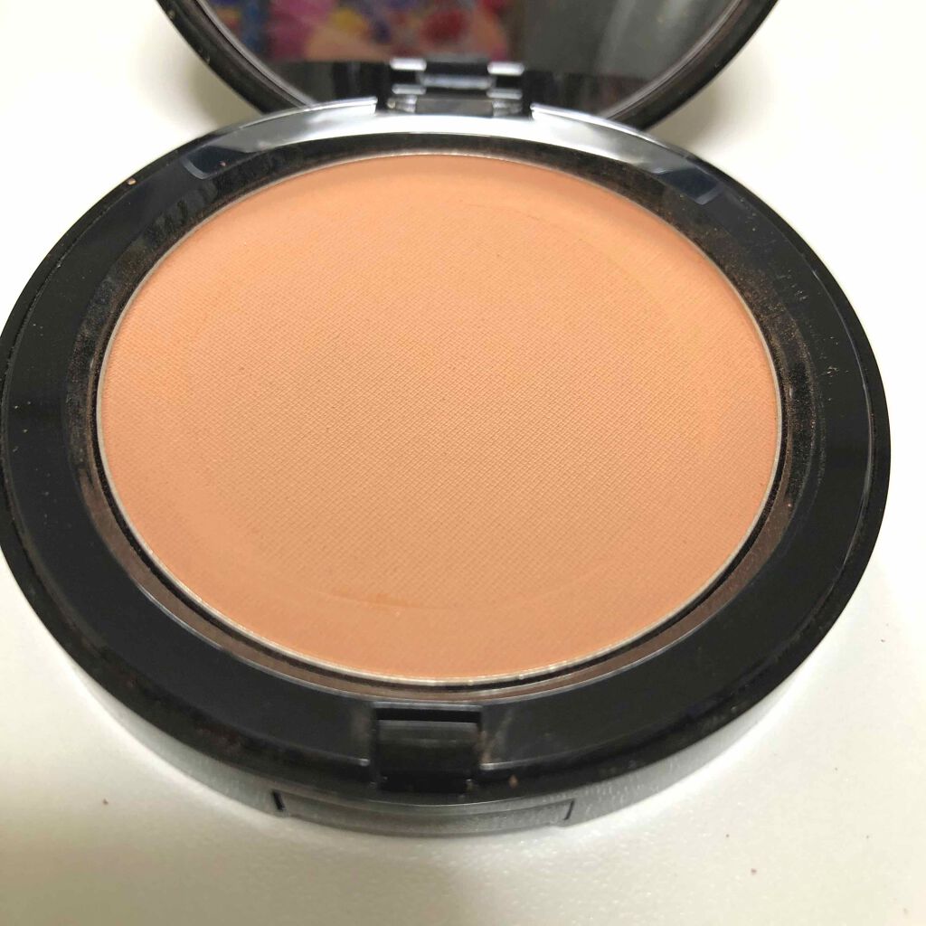 イルミネイティング ブロンジング パウダー/BOBBI BROWN/プレストパウダーを使ったクチコミ(2枚目)