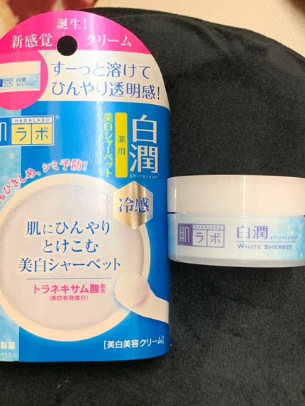 肌ラボ 白潤冷感美白シャーベットのクチコミ「#レビュー
びっくりしました!
ホントに、シャリシャリの触感で
まず手の甲に置いて.....」(1枚目)