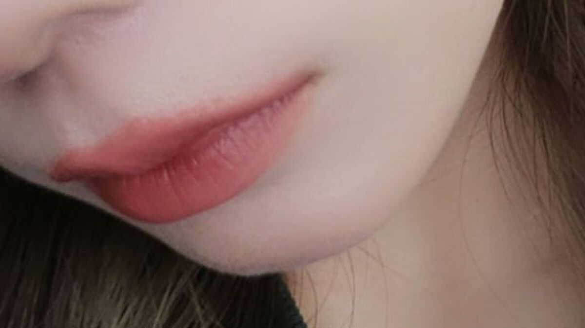 フィクシングティントバー モーヴピンク/ETUDE/リップティントを使ったクチコミ（2枚目）