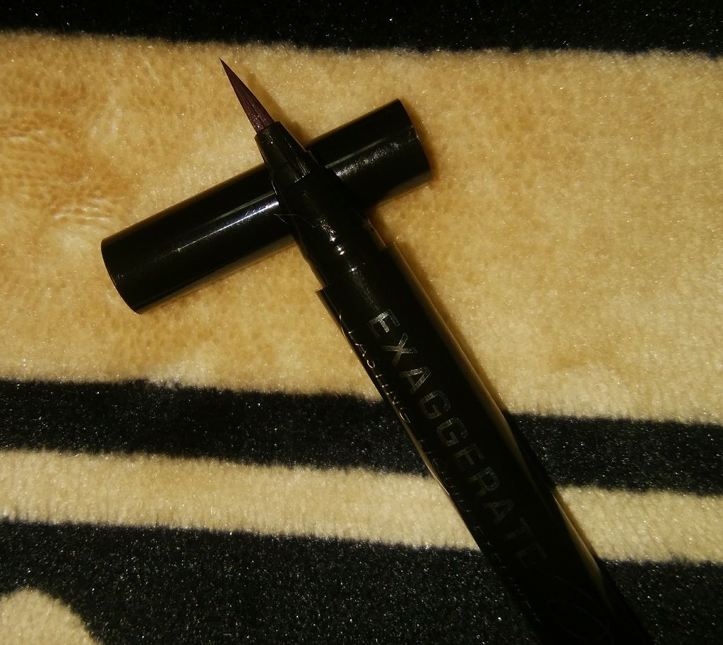 エグザジェレート ラスティングリキッドアイライナー WP/リンメル ロンドン/リキッドアイライナーを使ったクチコミ(2枚目)