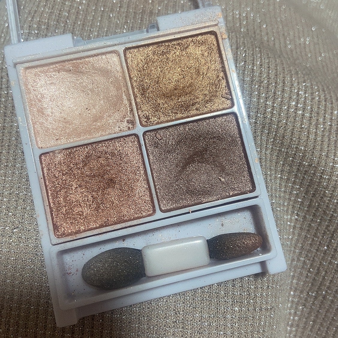 シルキースフレアイズ/キャンメイク/アイシャドウパレットを使ったクチコミ(2枚目)