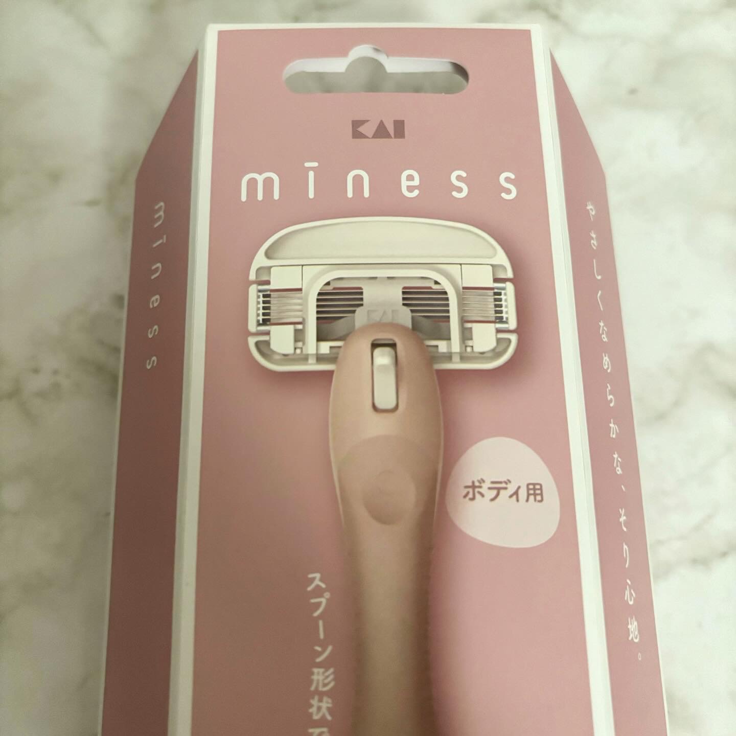 miness ボディ用カミソリ 替刃2個付/貝印/シェーバーを使ったクチコミ（2枚目）