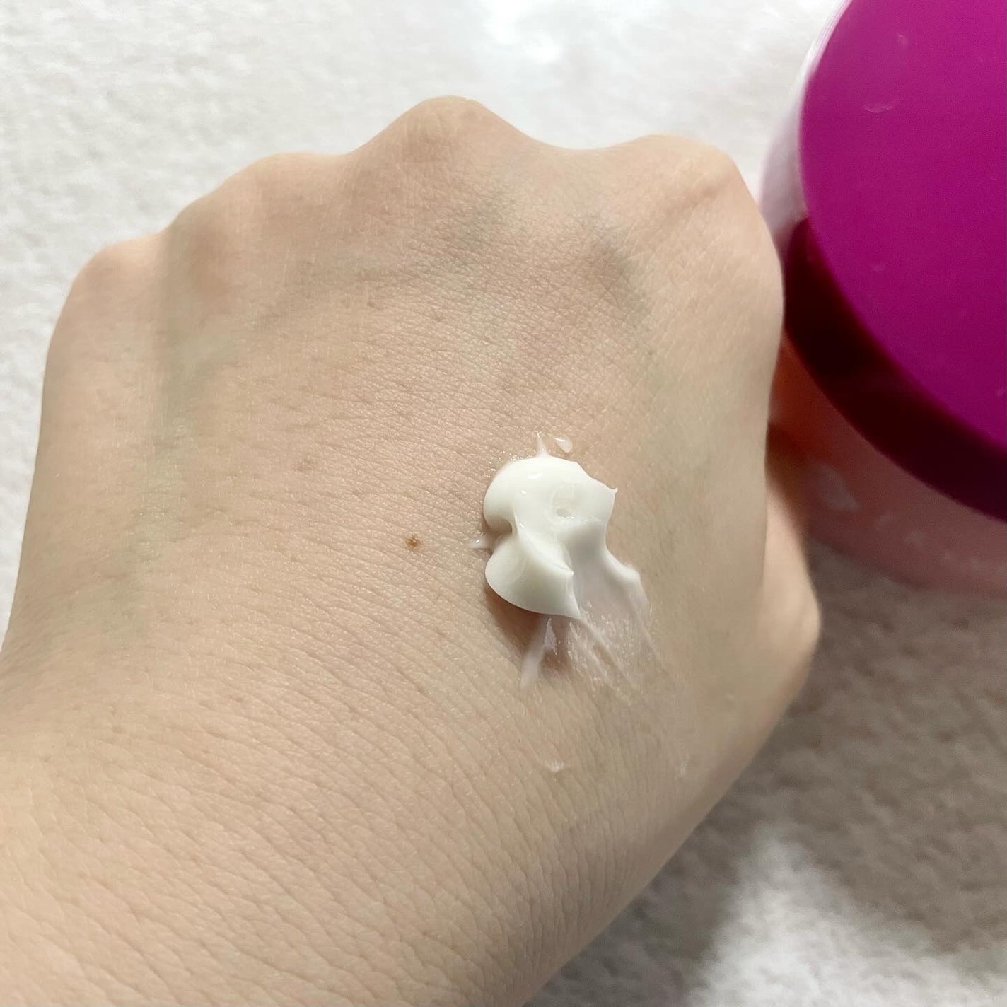 ããã¿ðãã©ãã100 on LIPS ãããªãŒã¯ã®ã³ãâïžãªããããŠã³ãµãŒL-07(åçšçŸå®¹æ¶²)âïžã..ãïŒ8æç®ïŒ