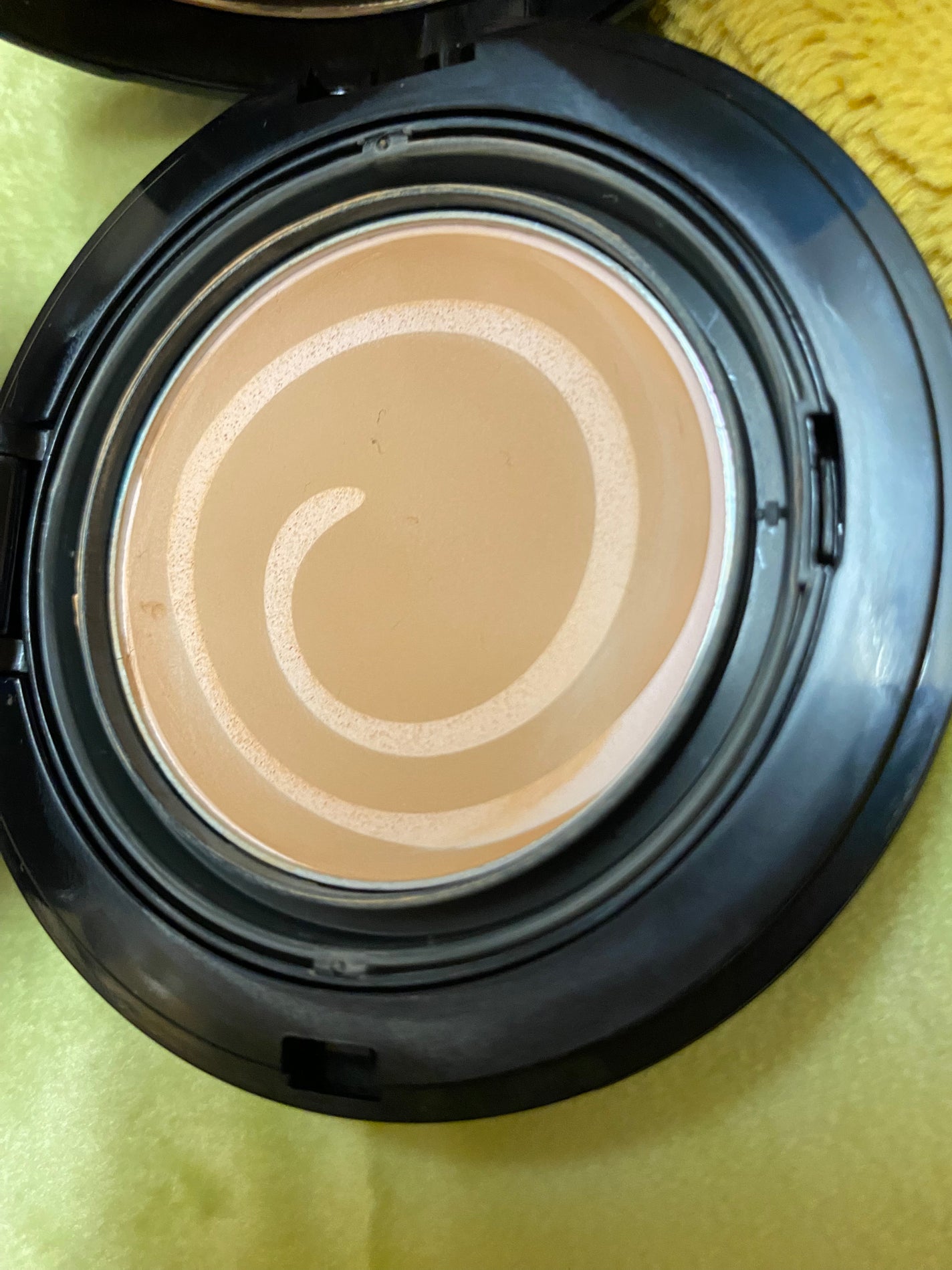 ジェリーカバーパクト/SISTER ANN/クリーム・エマルジョンファンデーションを使ったクチコミ(2枚目)