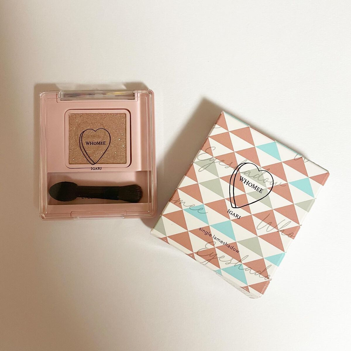 フーミー シングルラメシャドウ/WHOMEE/単色アイシャドウを使ったクチコミ(2枚目)