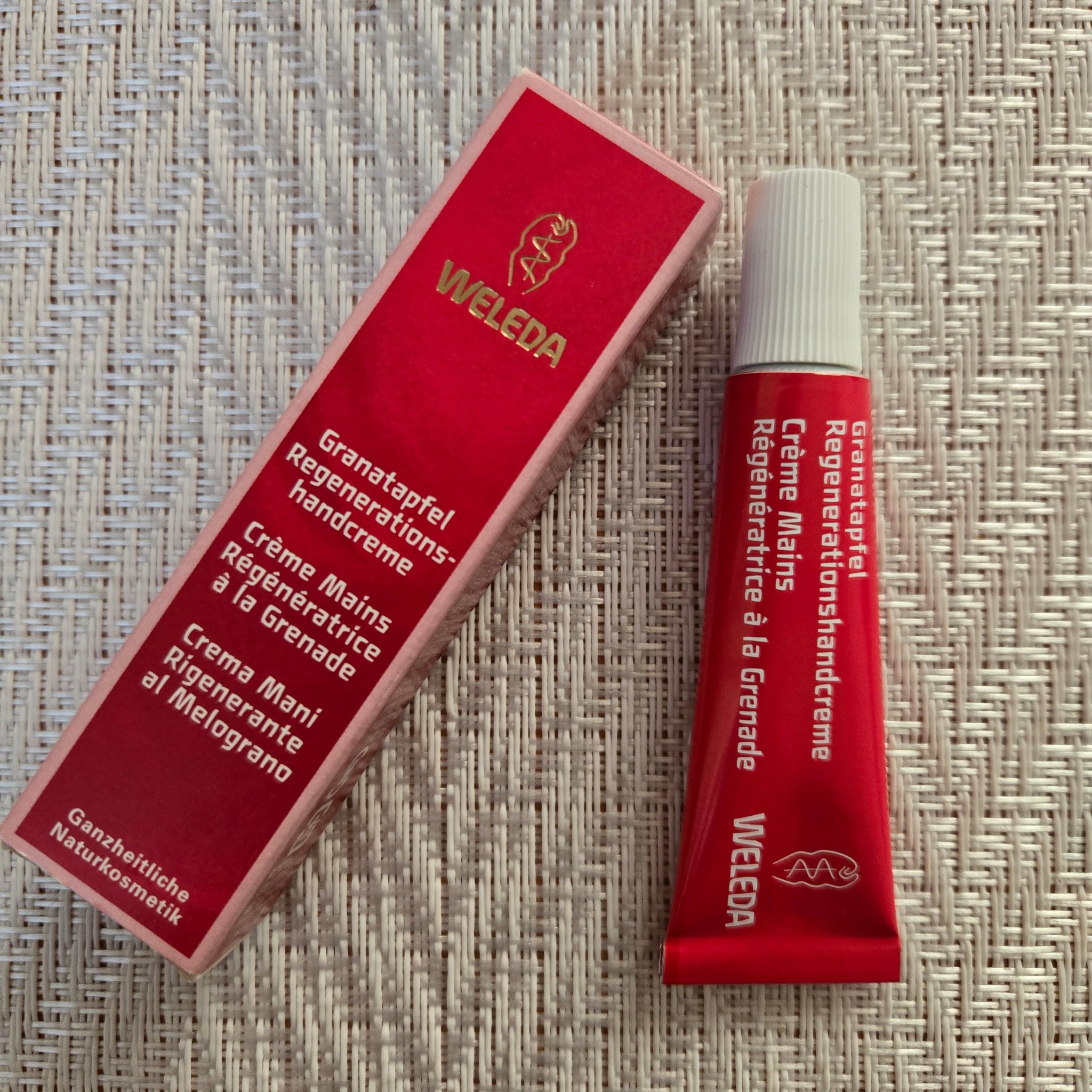 ざくろ ハンドクリーム/WELEDA/ハンドクリームを使ったクチコミ（1枚目）