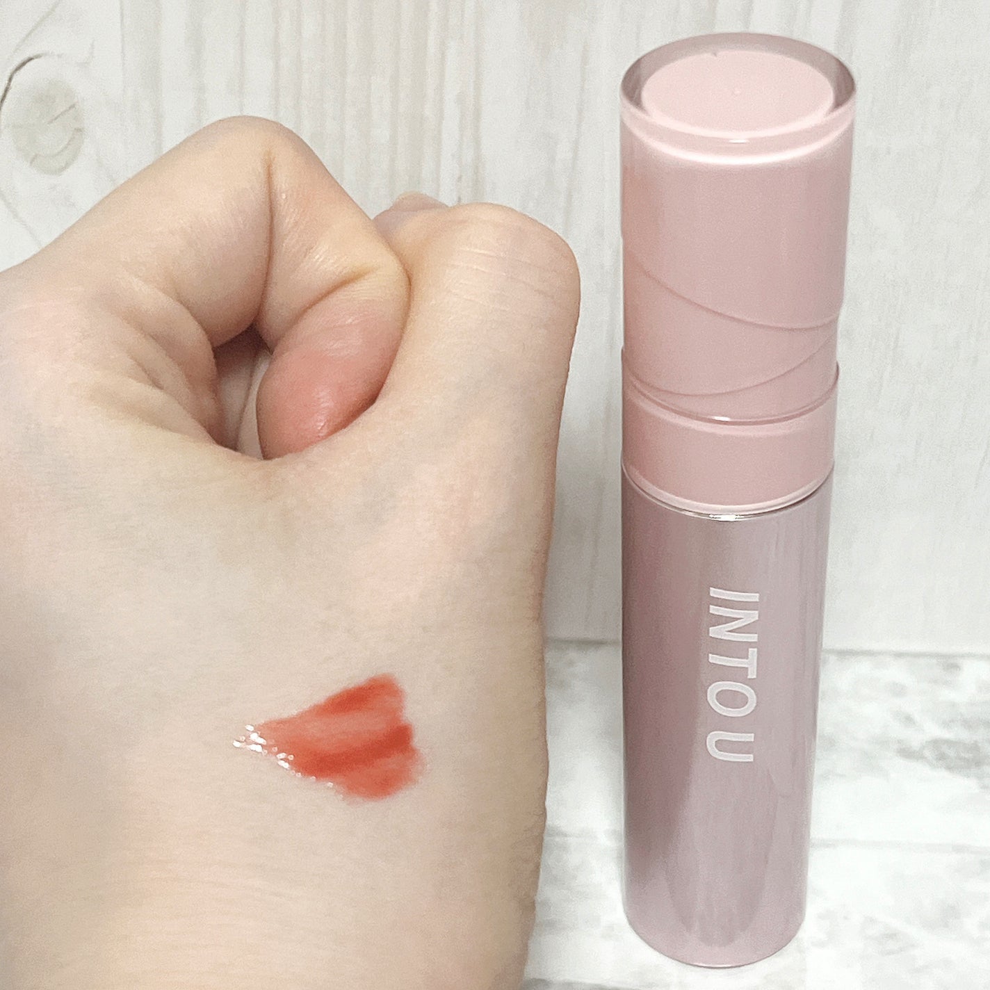 ジューシーパンピンググロス/INTO U/リップグロスを使ったクチコミ(3枚目)