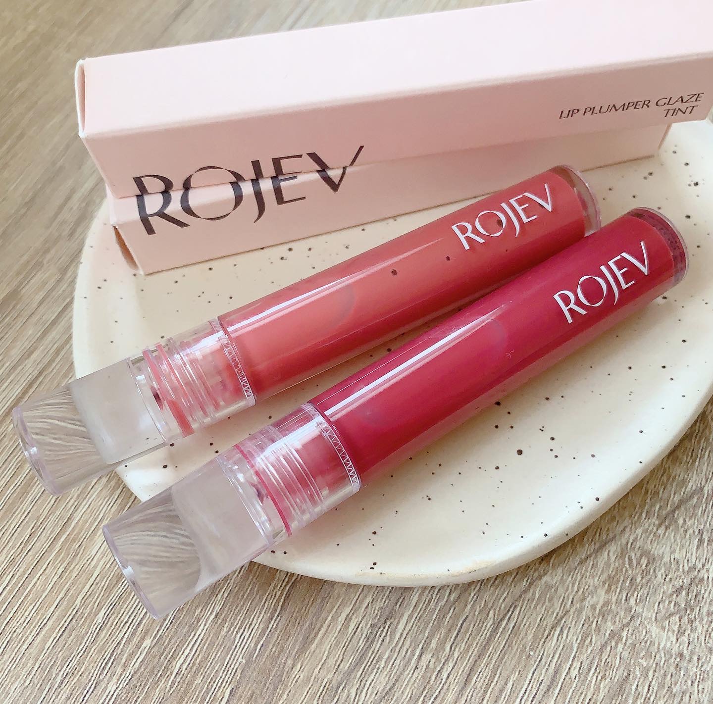 LIP PLUMPER GLAZE TINT/ROJEV/口紅を使ったクチコミ（1枚目）