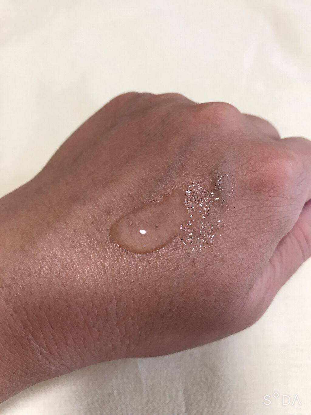 エリクシール ホワイト ブライトニング スリーピングジェルパック/エリクシール/フェイスクリームを使ったクチコミ(4枚目)