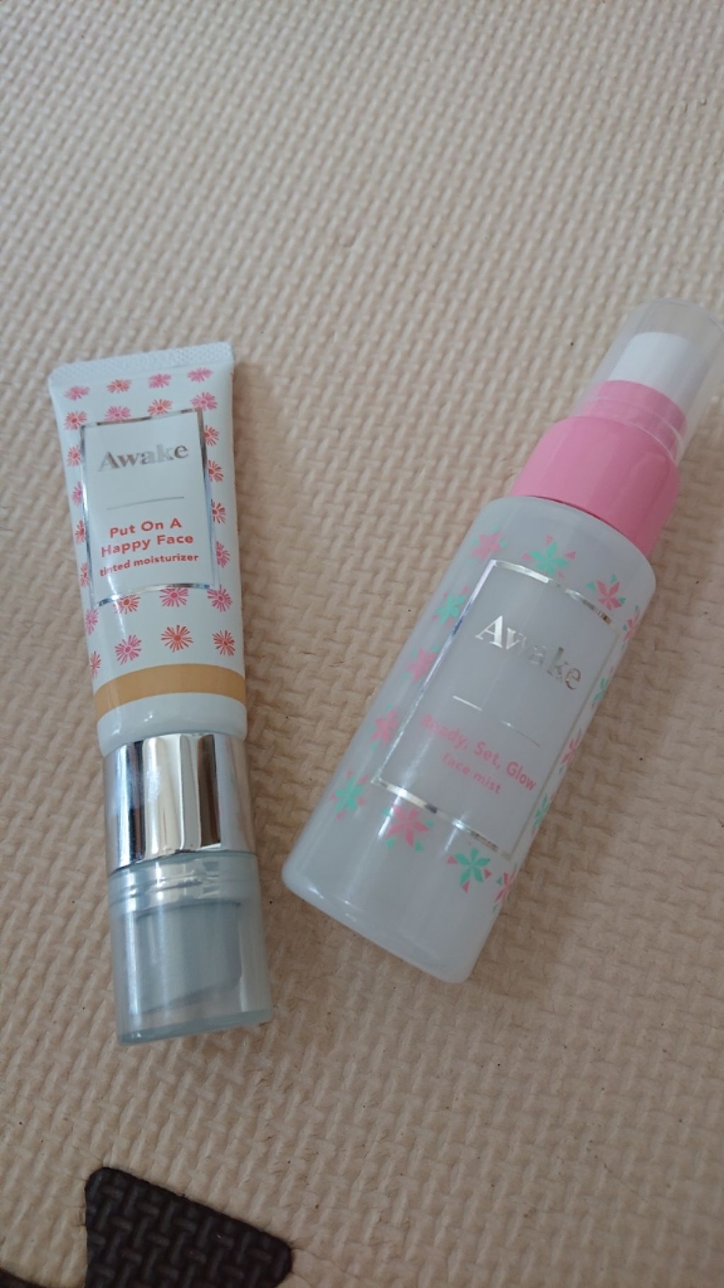 プットオンアハッピーフェイス ティンティド モイスチュアライザー/Awake/CCクリームを使ったクチコミ(2枚目)