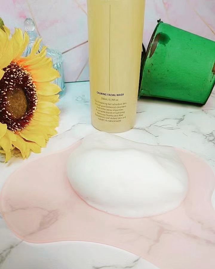 カーミングフェイシャルウォッシュ 200ml/favs/洗顔フォームを使ったクチコミ（3枚目）