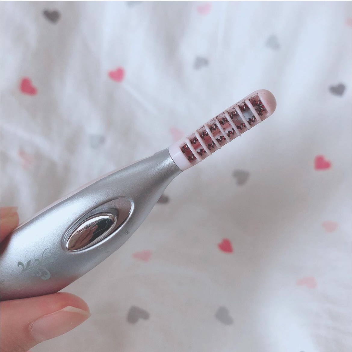 ミニホットアイラッシュカーラー ホワイト(WH&SI)/ニトリ/ホットビューラーを使ったクチコミ（2枚目）