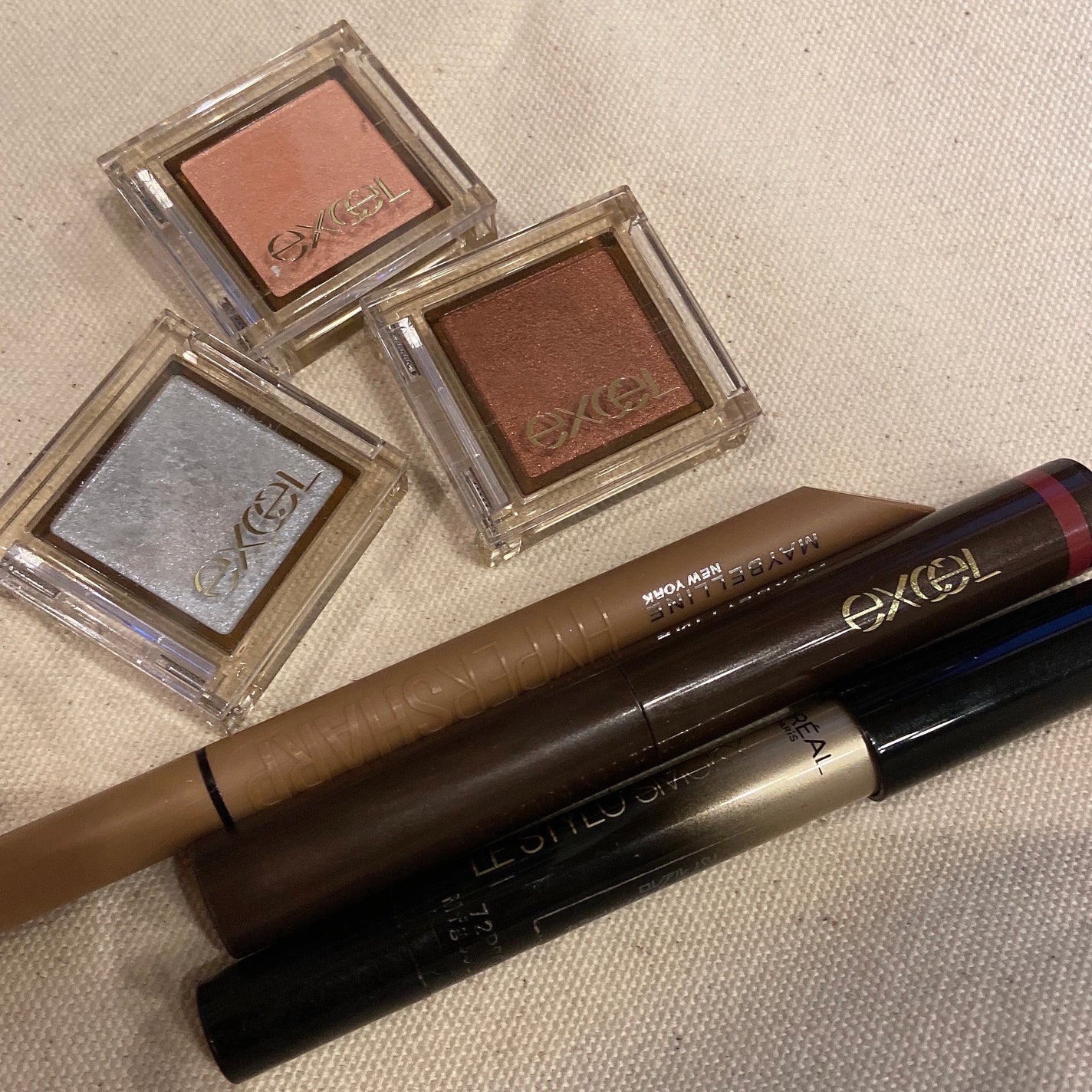 カラーリッシュルスティロスモーキー/ロレアル パリ/スティックアイシャドウを使ったクチコミ(1枚目)