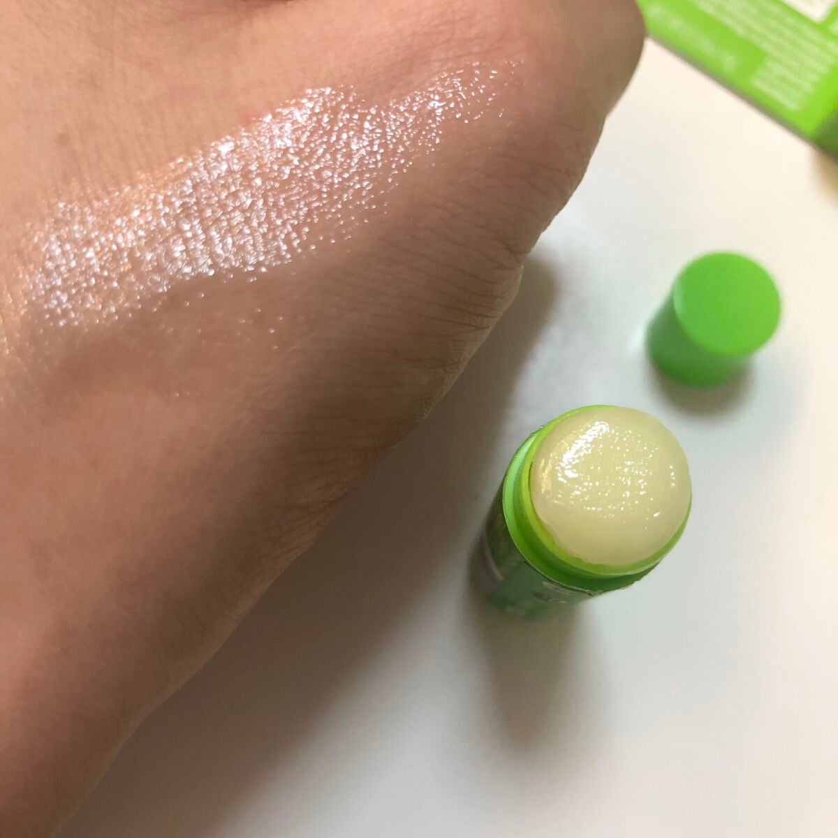 マジック オーガニックリップバーム/ドクターブロナー/リップバームを使ったクチコミ(4枚目)