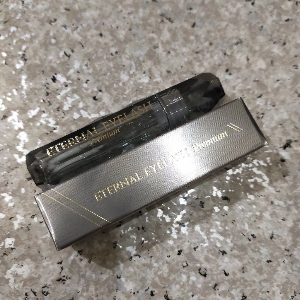 エターナルアイラッシュプレミアム/リュバンブラン/まつげ美容液を使ったクチコミ(1枚目)