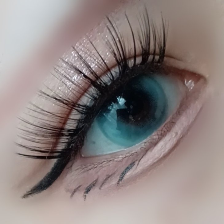 リキッド グリッター シャドウ 05 ラビーフレア(LOVEY FLARE)/rom&nd/グリッターを使ったクチコミ（2枚目）