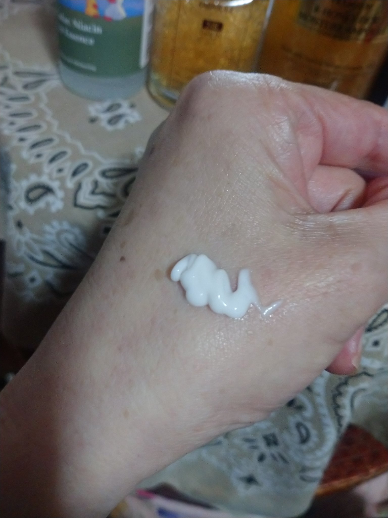 ジンヨンジン  紅参アイクリーム/AMPLE:N/アイケア・アイクリームを使ったクチコミ（2枚目）