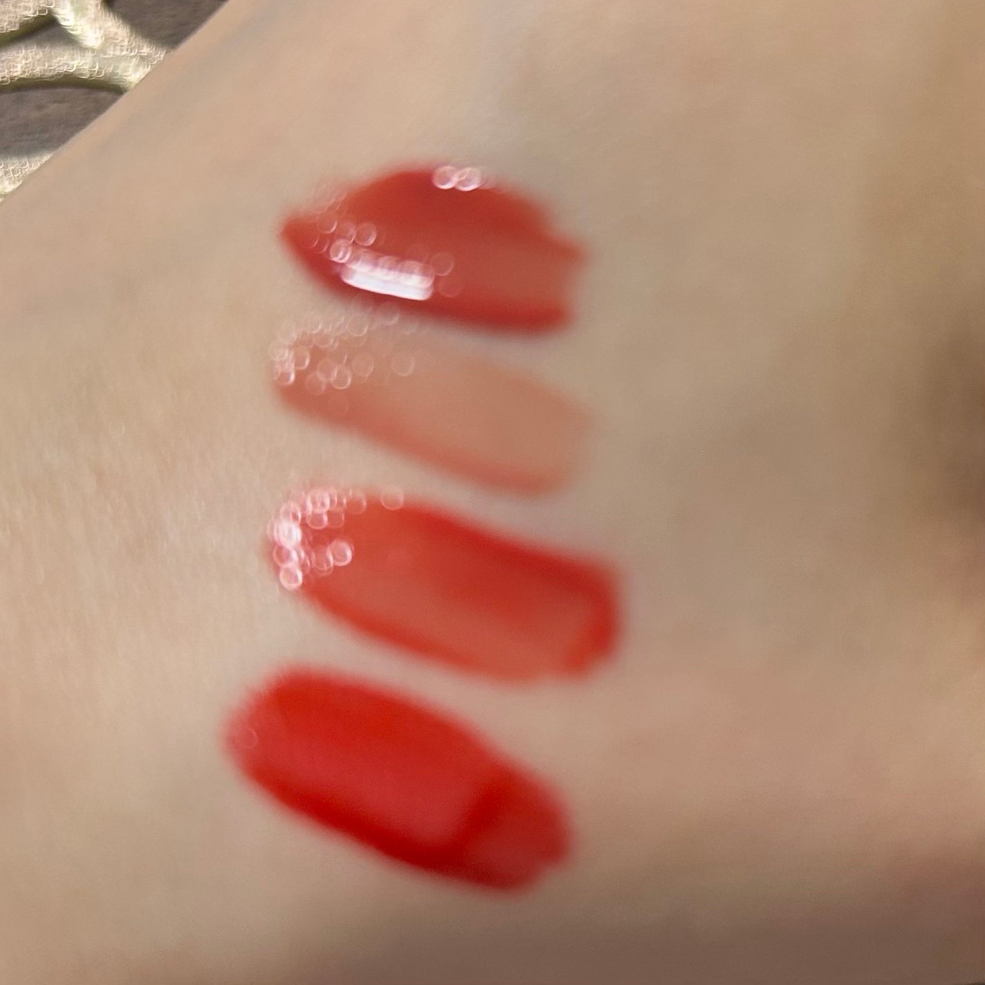 ジューシーラスティングティント/rom&nd/リップティントを使ったクチコミ(2枚目)