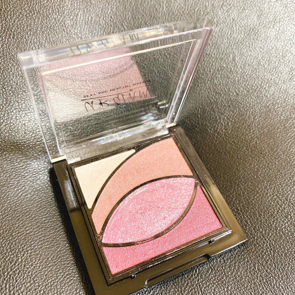 UR GLAM VELVET EYE COLOR PALETTE/U R GLAM/アイシャドウパレットを使ったクチコミ(2枚目)