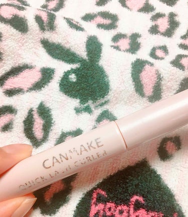 ❁﻿CANMAKE❁﻿
クイックラッシュカーラー 透明タイプ
(まつげ化粧料)

680円(税抜)

友達にめっちゃオススメされたので購入してみました！！
画像1枚目 文字がハゲてるのほんとにごめんなさ