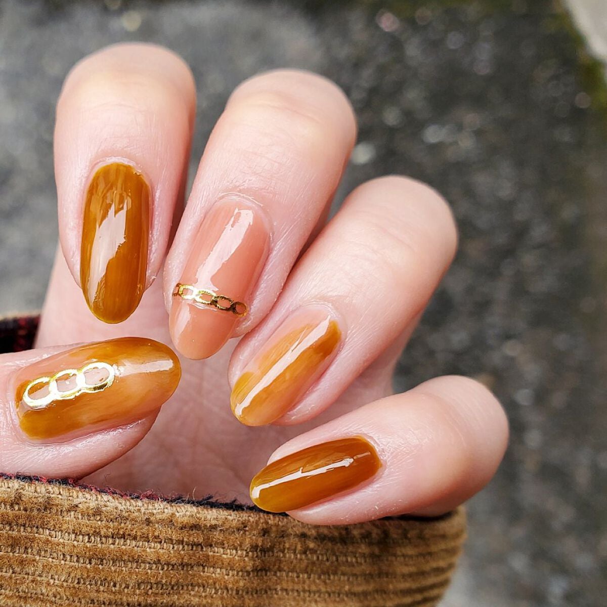 カラフルネイルズ/キャンメイク/マニキュアを使ったクチコミ(5枚目)