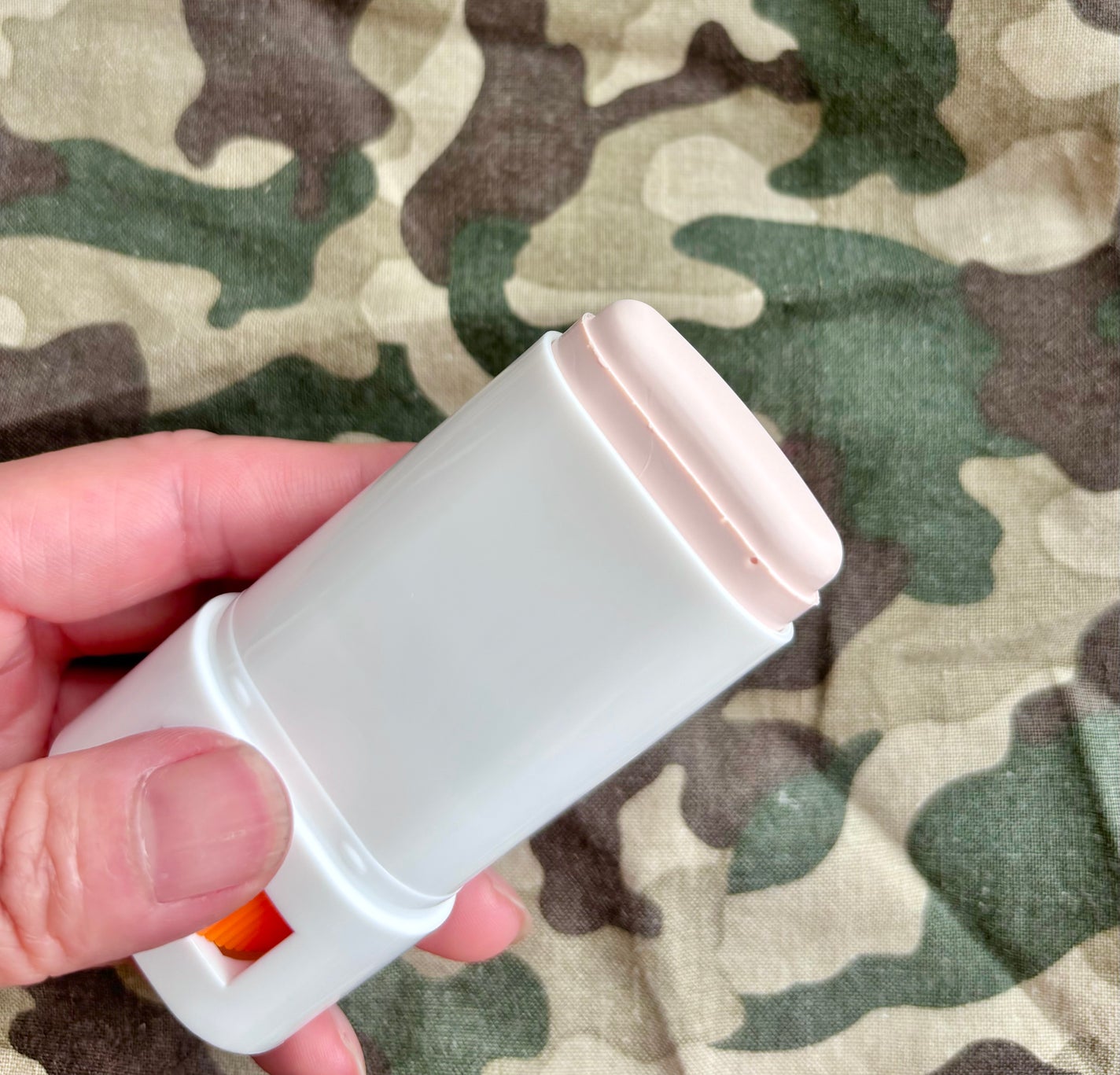 ブライトニングアップサンスティック SPF50+ PA++++/Dr.G/日焼け止めスティックを使ったクチコミ(4枚目)