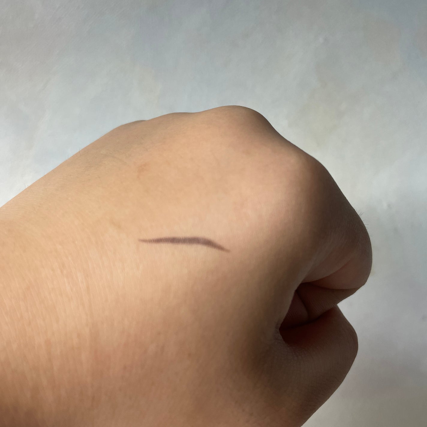 スキルレスライナー/LUMIURGLAS/リキッドアイライナーを使ったクチコミ(2枚目)