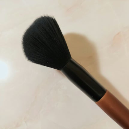 DAISO ごくふわっ フェイスブラシ 斜めカットのクチコミ「DAISO ごくふわっ フェイスブラシ 斜めカット✨
新しいフェイスブラシを買いたくてDAI.....」(2枚目)