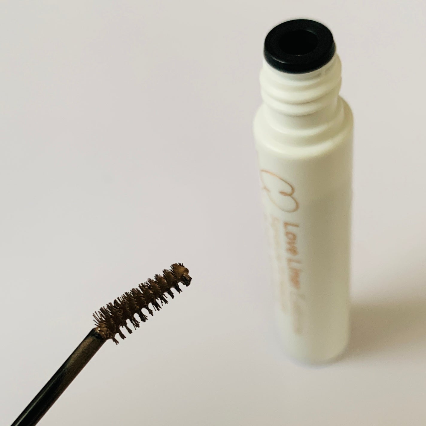 ラブ・ライナー シグネチャーフィットマスカラ MMC2<アイブロウ>/ラブ・ライナー/眉マスカラを使ったクチコミ(3枚目)