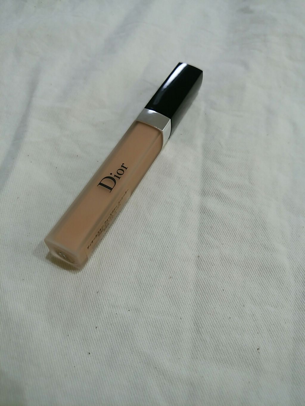 ディオールスキン フォーエヴァー コンシーラー 030 ミディアム ベージュ/Dior/リキッドコンシーラーを使ったクチコミ（1枚目）