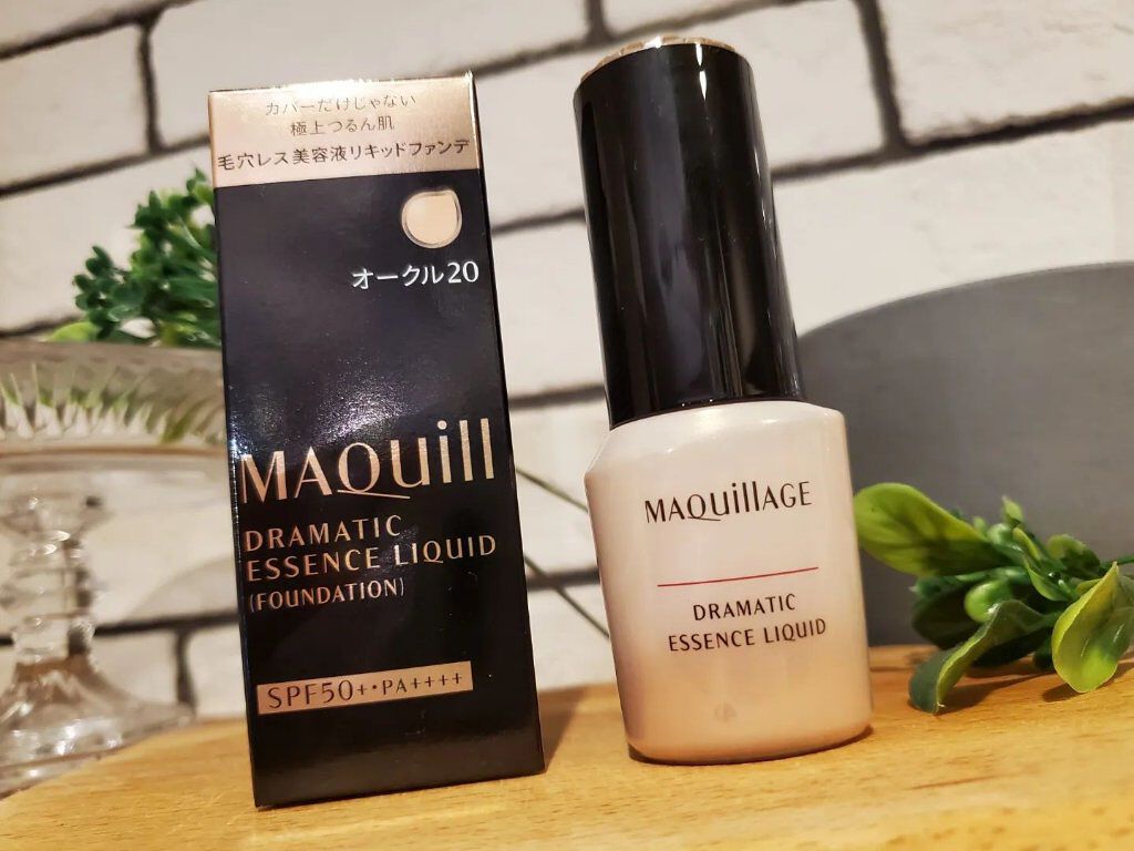 ドラマティックエッセンスリキッド/マキアージュ/リキッドファンデーションを使ったクチコミ（1枚目）