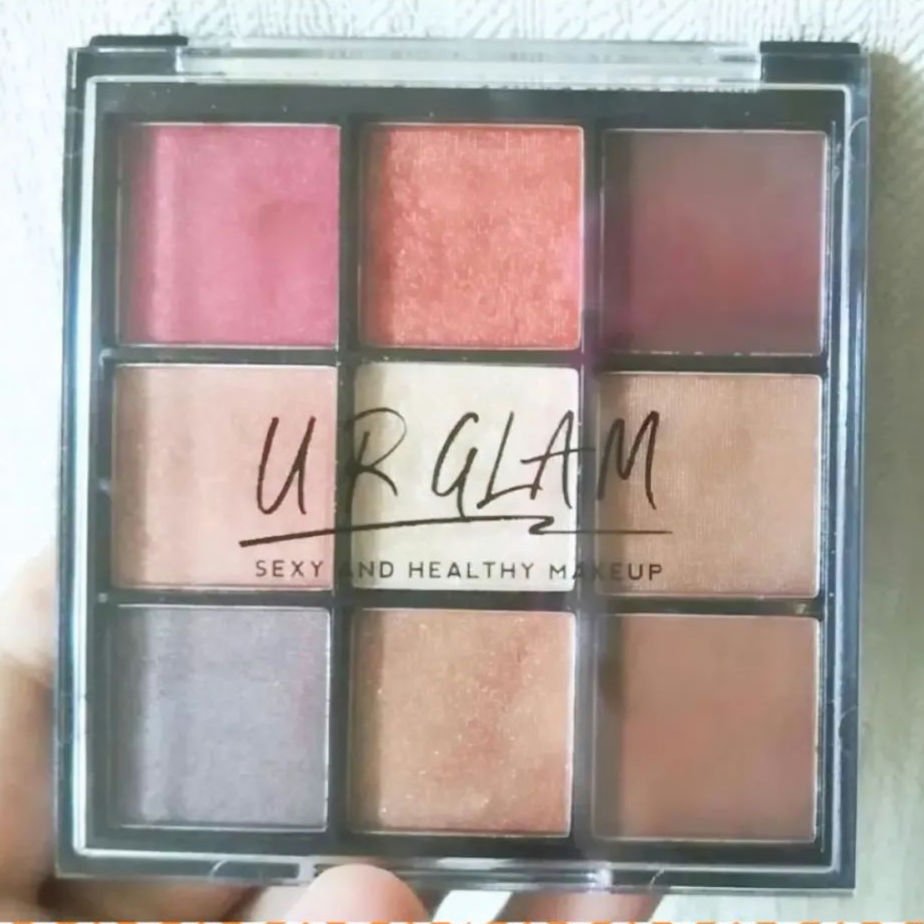 UR GLAM　BLOOMING EYE COLOR PALETTE/U R GLAM/アイシャドウパレットを使ったクチコミ（1枚目）
