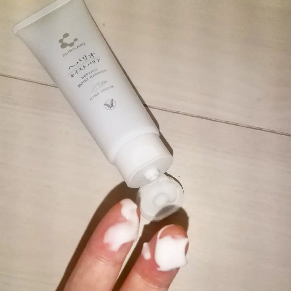 ヘパリオモイストバリア/大正製薬/ハンドクリームを使ったクチコミ（3枚目）